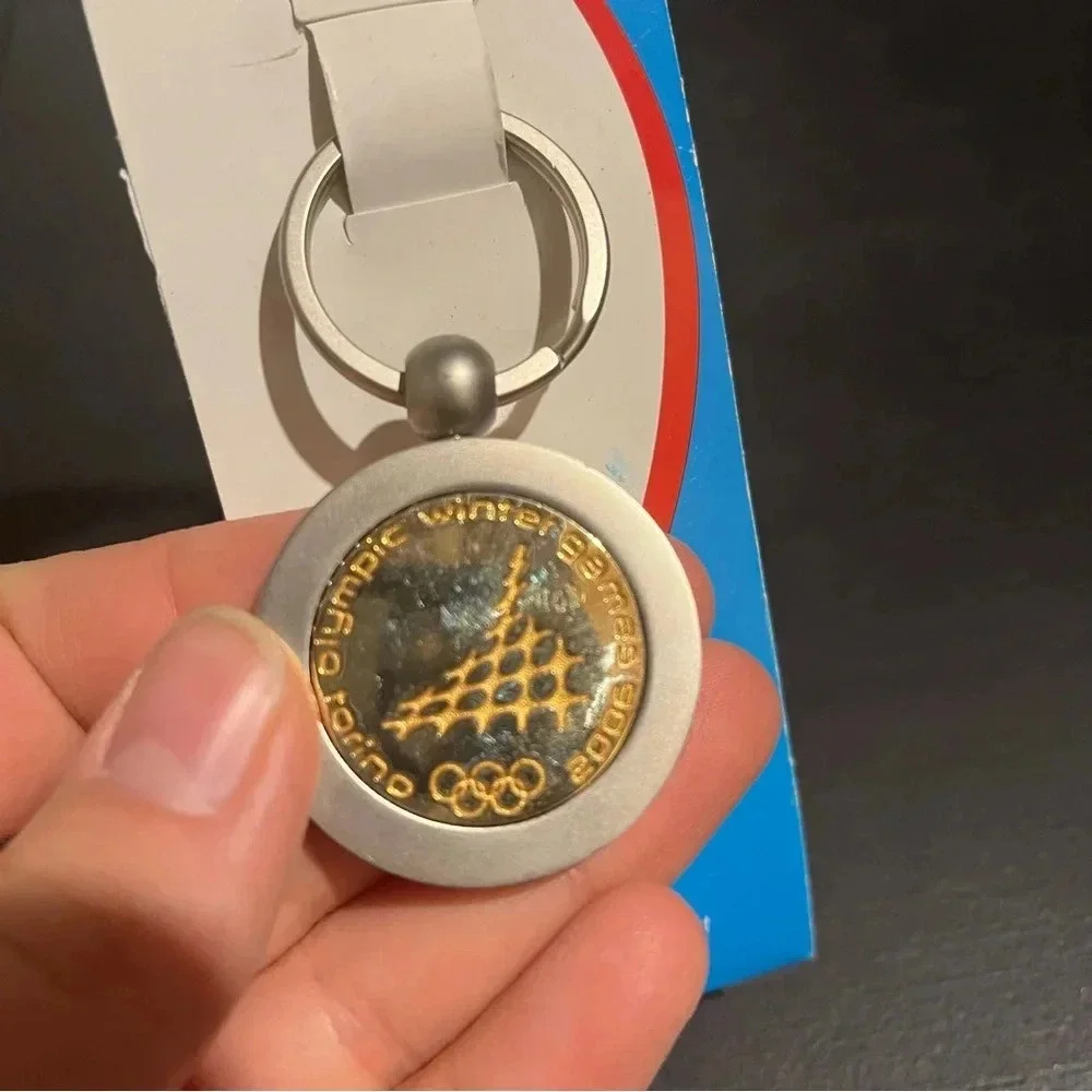 NEW 2006 WINTER OLYMPIC GAMES Torino Italy ORIGINAL Keychain Key Ring VTG